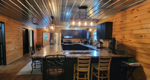 848 S Meridian ST, Jasonville, IN 47438-2110