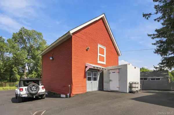 2147 Albany Post RD, Montrose, NY 10548