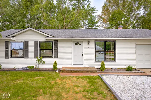 420 Redwood DR, Seymour, IN 47274