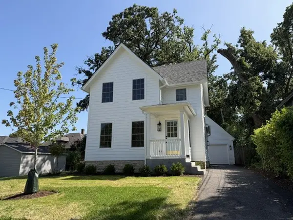 320 Morton ST, Batavia, IL 60510