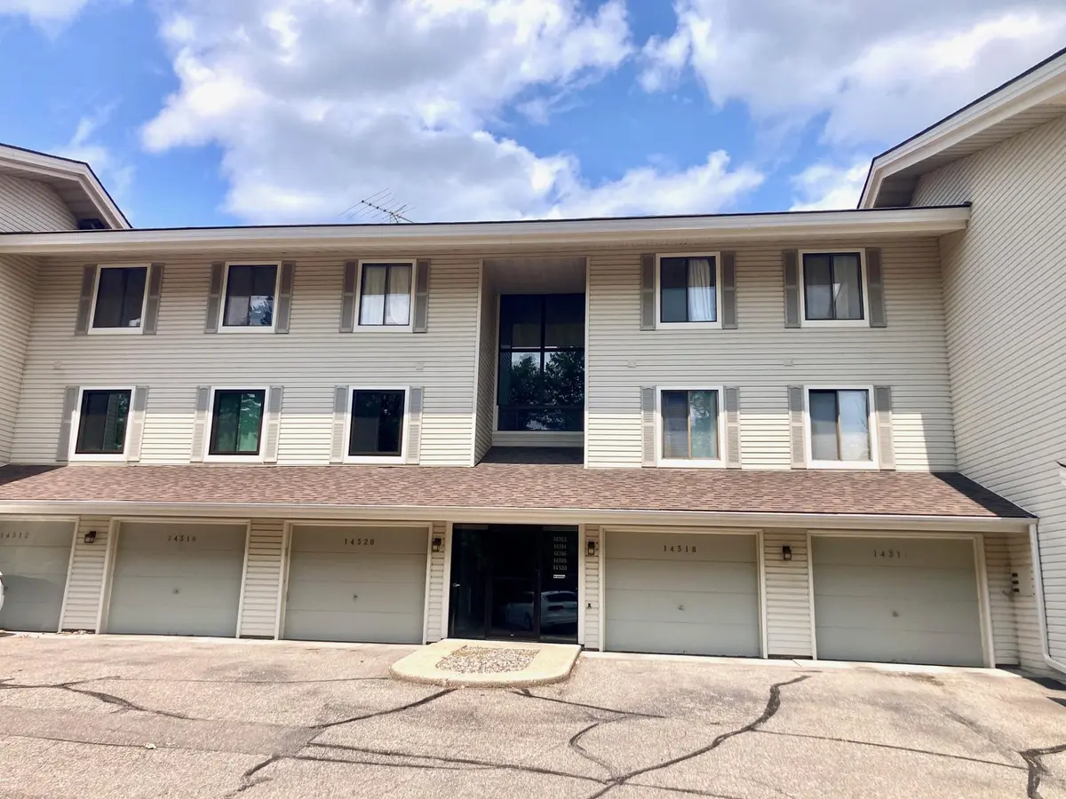 14314 Fairway DR, Eden Prairie, MN 55344