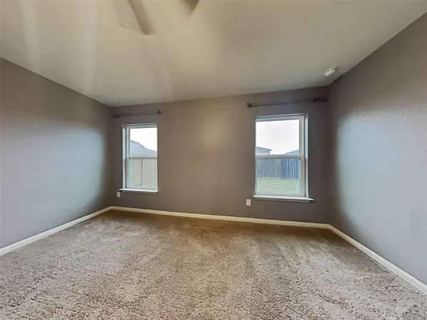 1404 Breanna LN, Kyle, TX 78640