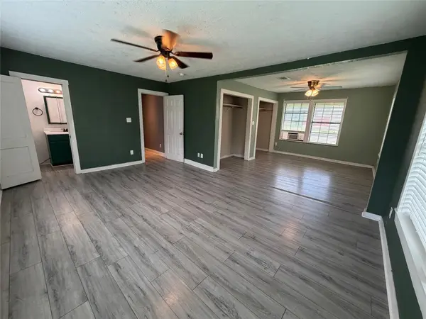 1401 E 29th ST, Bryan, TX 77802