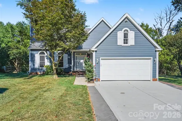 8710 Twin Trail DR, Huntersville, NC 28078