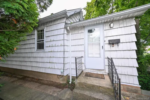 41 Porter ST, Elmont, NY 11003