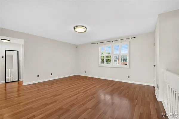 1729 Canary CV, Brentwood, MO 63144