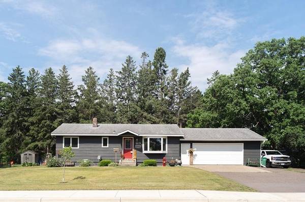 113 N Hawthorn ST, Royalton, MN 56373