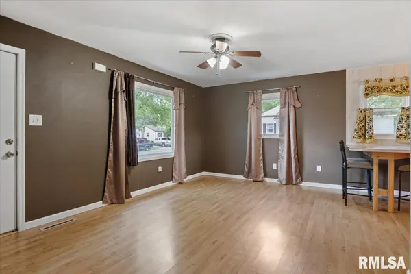 28 WINDSOR RD, Springfield, IL 62702-0000