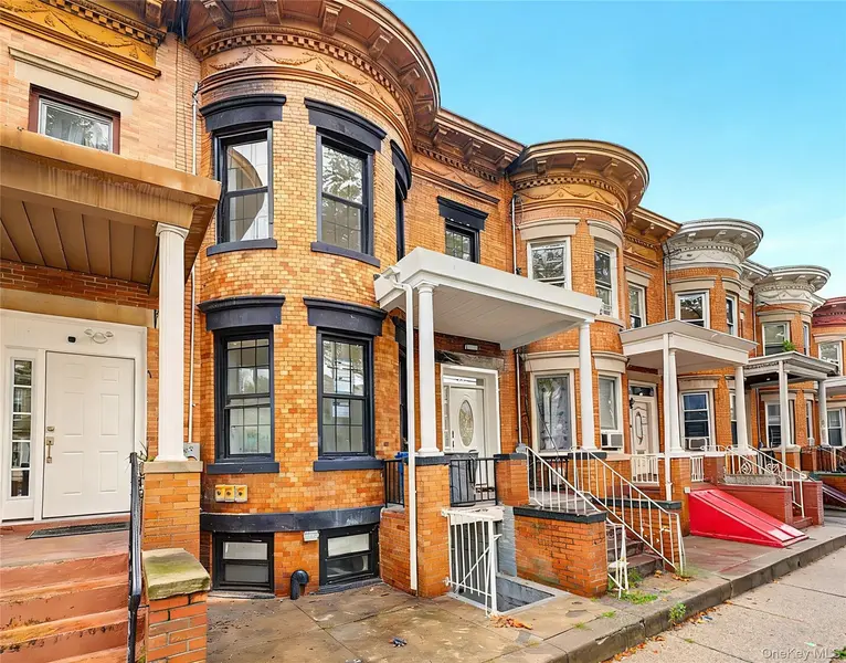 8605 91st AVE, Woodhaven, NY 11421
