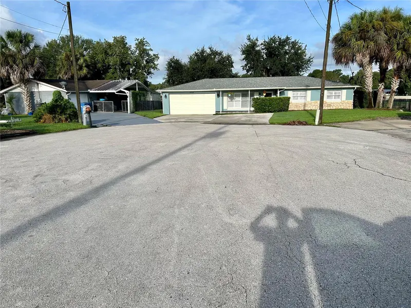 1638 PARADISE LN, Astor, FL 32102