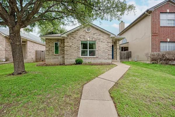 922 Thackeray LN, Pflugerville, TX 78660