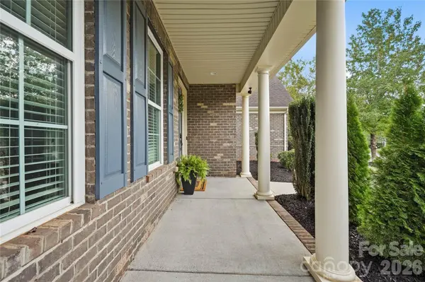 911 Oleander LN, Waxhaw, NC 28173