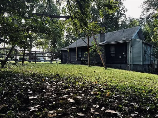 2600 N 2nd ST, St Joseph, MO 64505