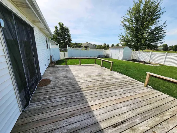1211 Timber TRCE, Auburn, IN 46706-3806