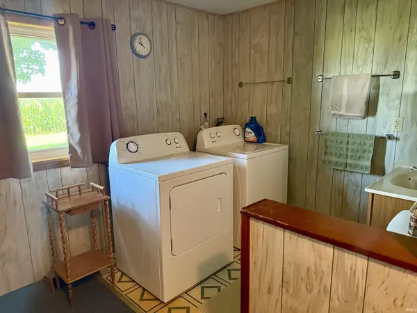 10251 S 200 West ***, Warren, IN 46792