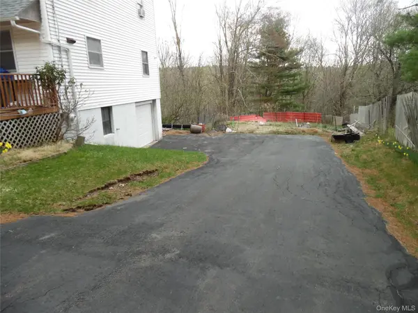 176 Post Hill RD, Mountain Dale, NY 12763