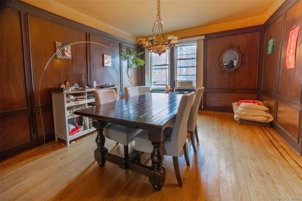 94-14 68th AVE, Forest Hills, NY 11375