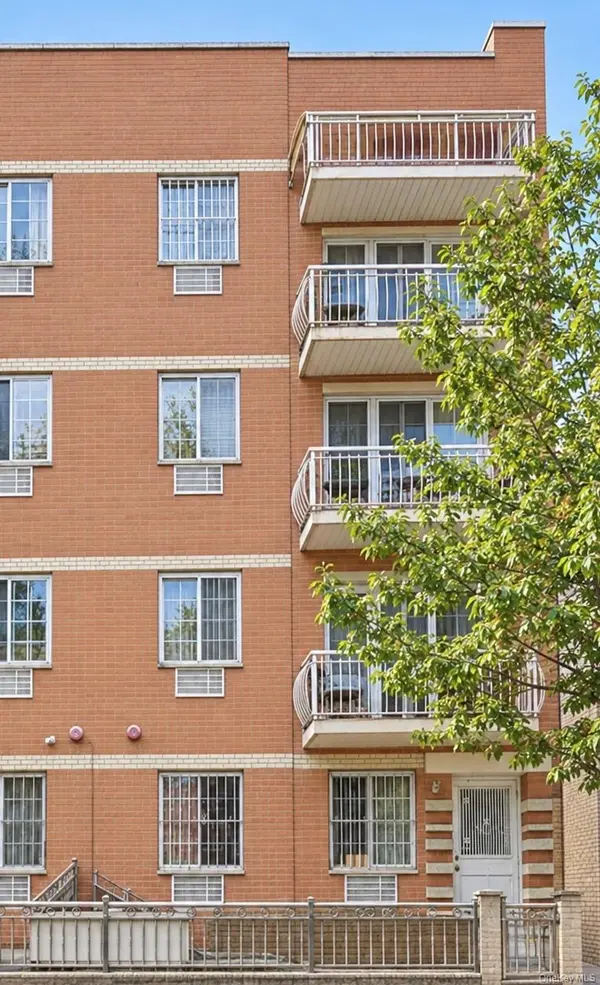 112 38ave, Corona, NY 11368