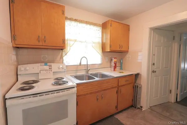 75 Maple ST, Newburgh, NY 12550