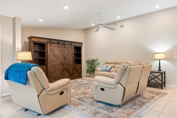 Address not disclosed, Sarasota, FL 34232