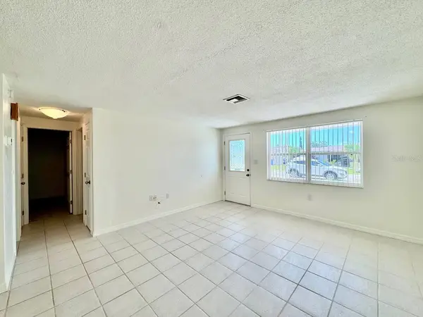 3131 ROXBURY DR, Holiday, FL 34691