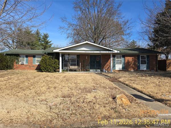 22 Jeanette DR, Granite City, IL 62040