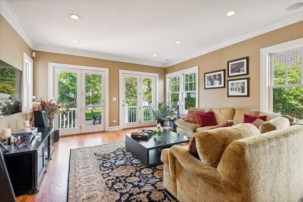 1316 Ashland AVE, Wilmette, IL 60091