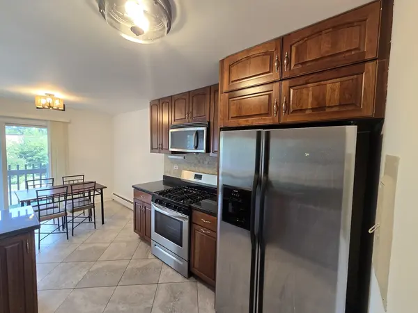 940 E Old Willow RD #210, Prospect Heights, IL 60070