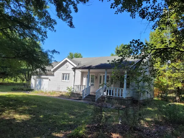 11978 E Bunny Farm RD, Mt Vernon, IL 62864
