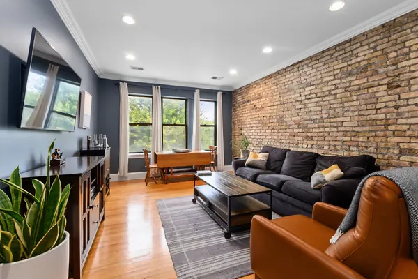 2130 N Oakley AVE #2, Chicago, IL 60647