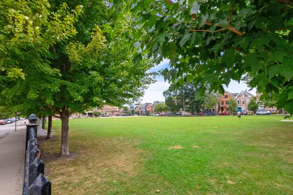 2130 N Oakley AVE #2, Chicago, IL 60647