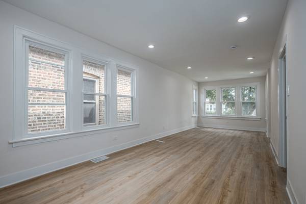 8634 S Laflin ST, Chicago, IL 60620