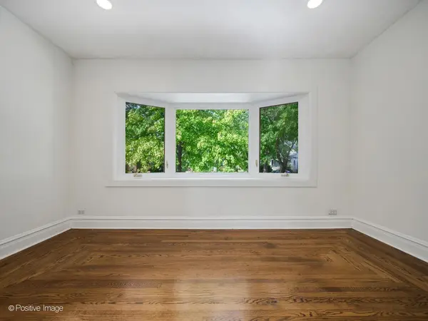 4633 N KEDVALE AVE, Chicago, IL 60630