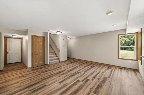833 Glen RD, Newport, MN 55055