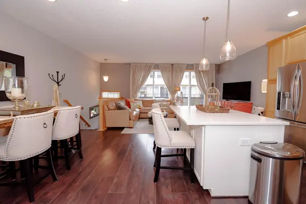 4605 Victor PATH #6, Hugo, MN 55038