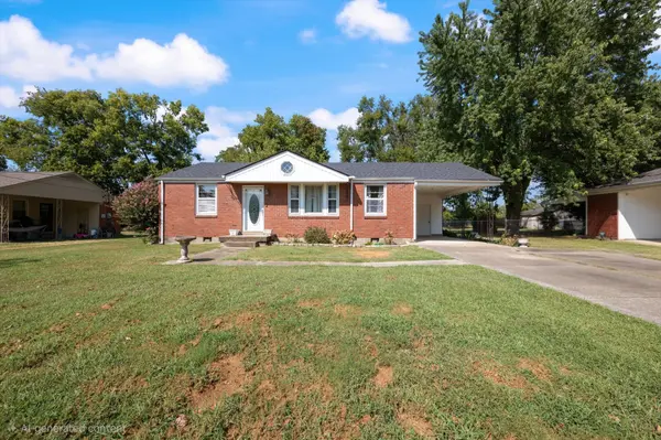 388 Melpar Dr, Nashville, TN 37211