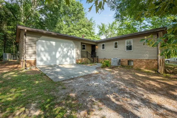 440 Bishop Pond Road,  Chatsworth,  GA 30705