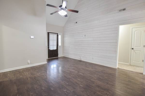 79 Bel Air Boulevard, Clarksville, TN 37042