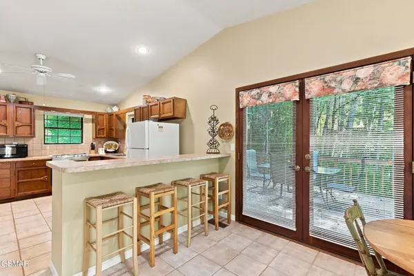 409 Jefferson Road, Gatlinburg, TN 37738