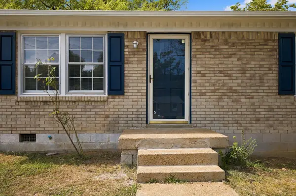 129 Karen Ray Ct, Antioch, TN 37013