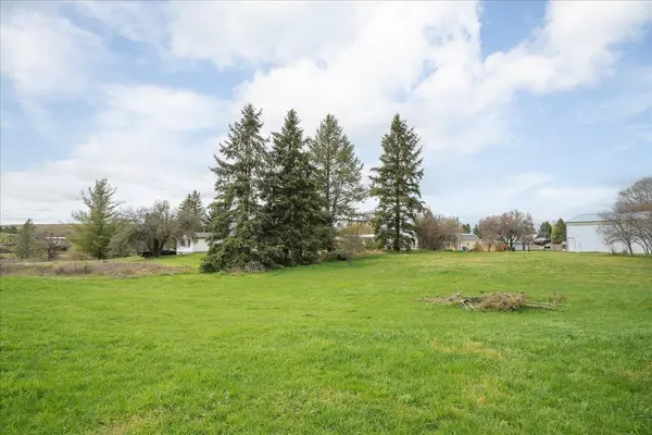 XX N Main St, Waverly, WA 99039