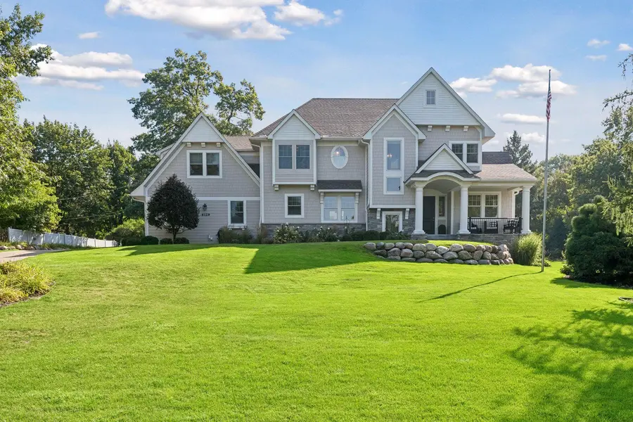 6129 Westridge BLVD, Edina, MN 55436