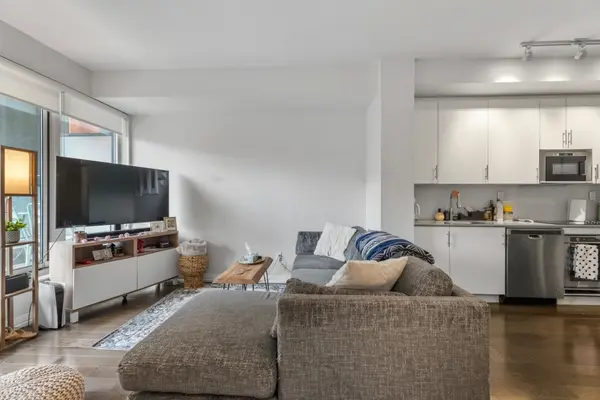 460 Adelaide ST E #309, Toronto C08, ON M5A 1N4