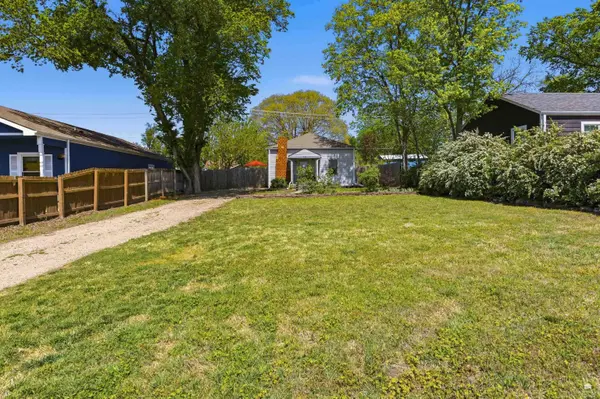 432 W Ash ST, Junction City, KS 66441