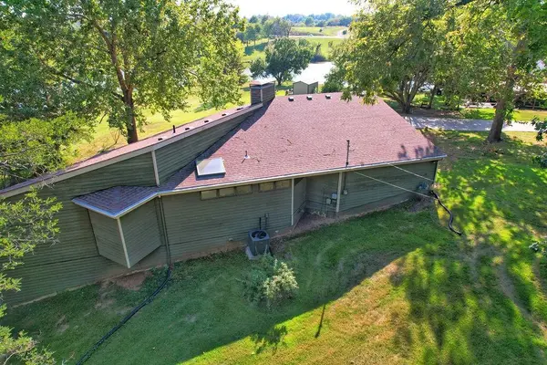 1406 N ST, Atchison, KS 66002