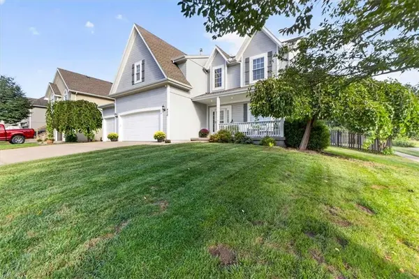 420 Shannon AVE, Smithville, MO 64089