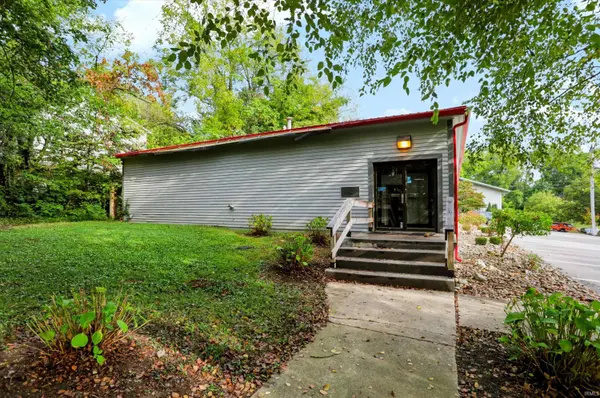 1108 W 8th ST, Bloomington, IN 47404