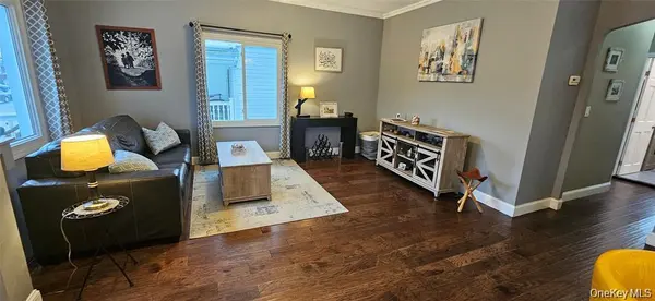 218 W Chester ST, Long Beach, NY 11561