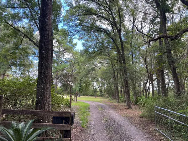 15414 SW 63RD AVE, Archer, FL 32618