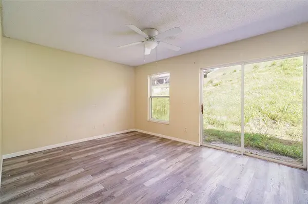 1542 NIGHTFALL DR, Clermont, FL 34711